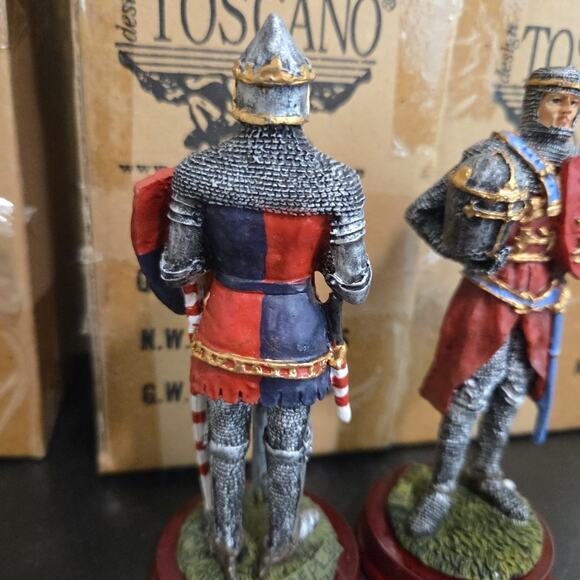 Three Toscano Early Knights of England Figurines Statue - Picture 8 of 10